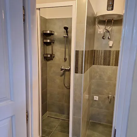 Heart House Sziv Haz 别墅 大毛罗什